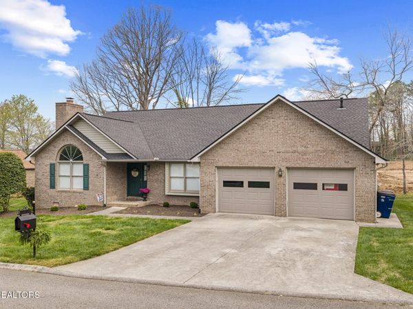 3513 Greywolfe Drive, Knoxville, TN 37921