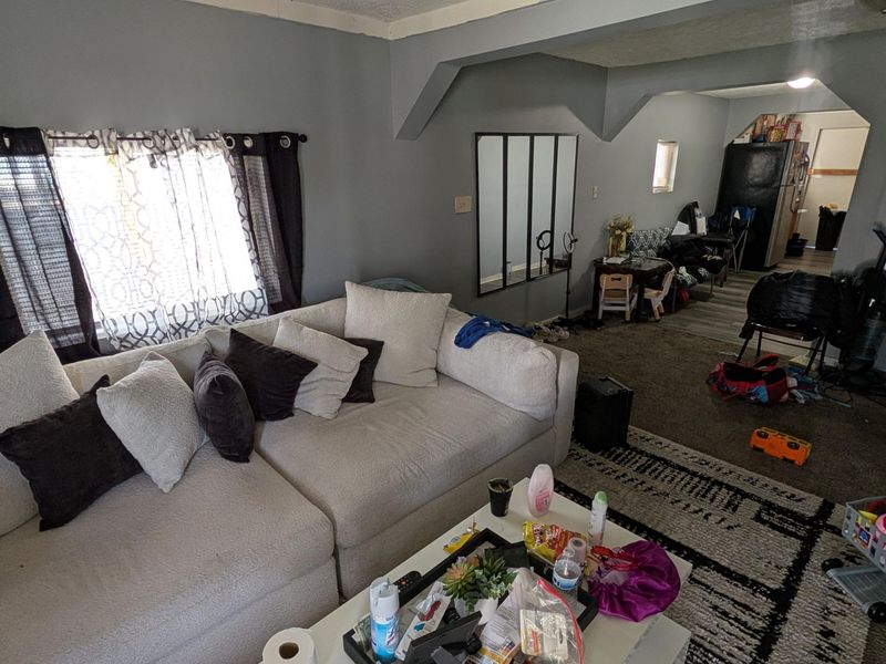 1057 Leona Avenue , Columbus, OH 43201 Photo 2