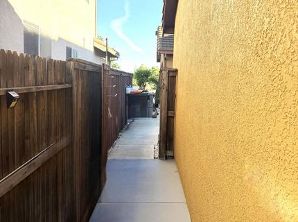 1945 Richfield Way, Sacramento, CA 95832 Photo