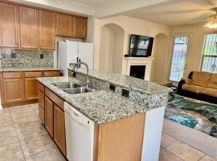 1945 Richfield Way, Sacramento, CA 95832 Photo
