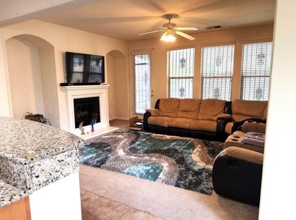 1945 Richfield Way, Sacramento, CA 95832 Photo