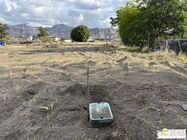 49574 Paradise Avenue, Morongo Valley, CA 92256