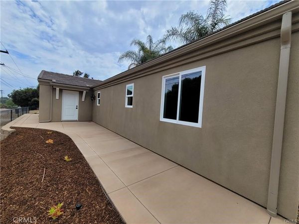 1485 Surrey Heights, Fallbrook, CA 92028