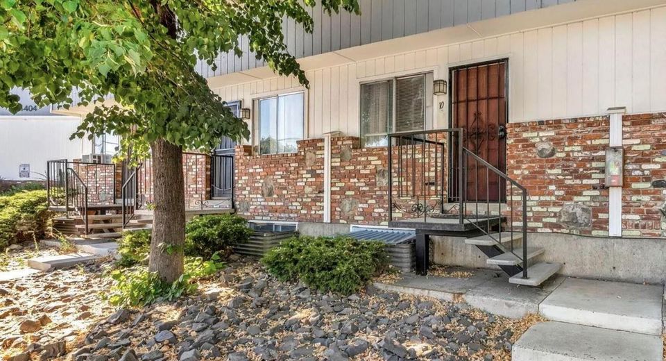 1402 E 9th Street, Unit 10, Reno, NV 89512 Photo