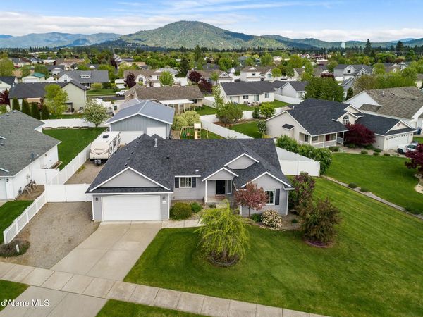 8308 N Vantage DR , Hayden, ID 83835