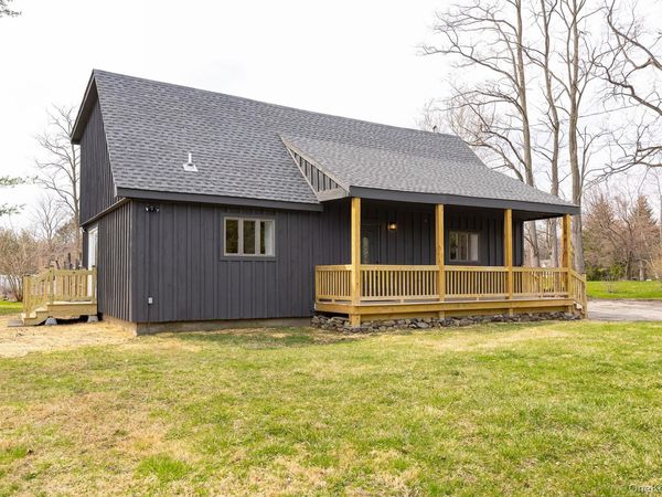 4 Pleasant Lane, Poughkeepsie, NY 12603