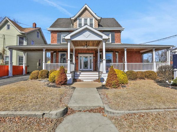 411 Albany Avenue , Kingston, NY 12401