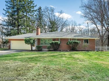 515 Whims Lane , Oakland Twp, MI 48306
