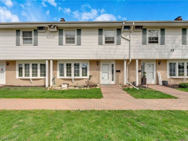 13 Meadowlawn Drive , Unit #2, Mentor, OH 44060