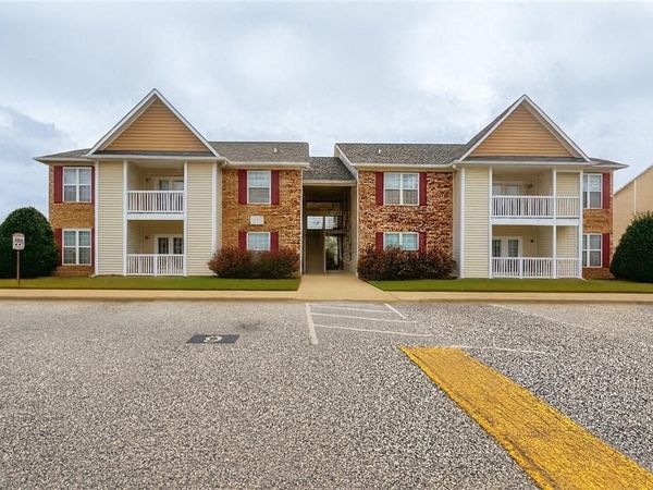 1328 Kershaw Loop, Unit 101, Fayetteville, NC 28314