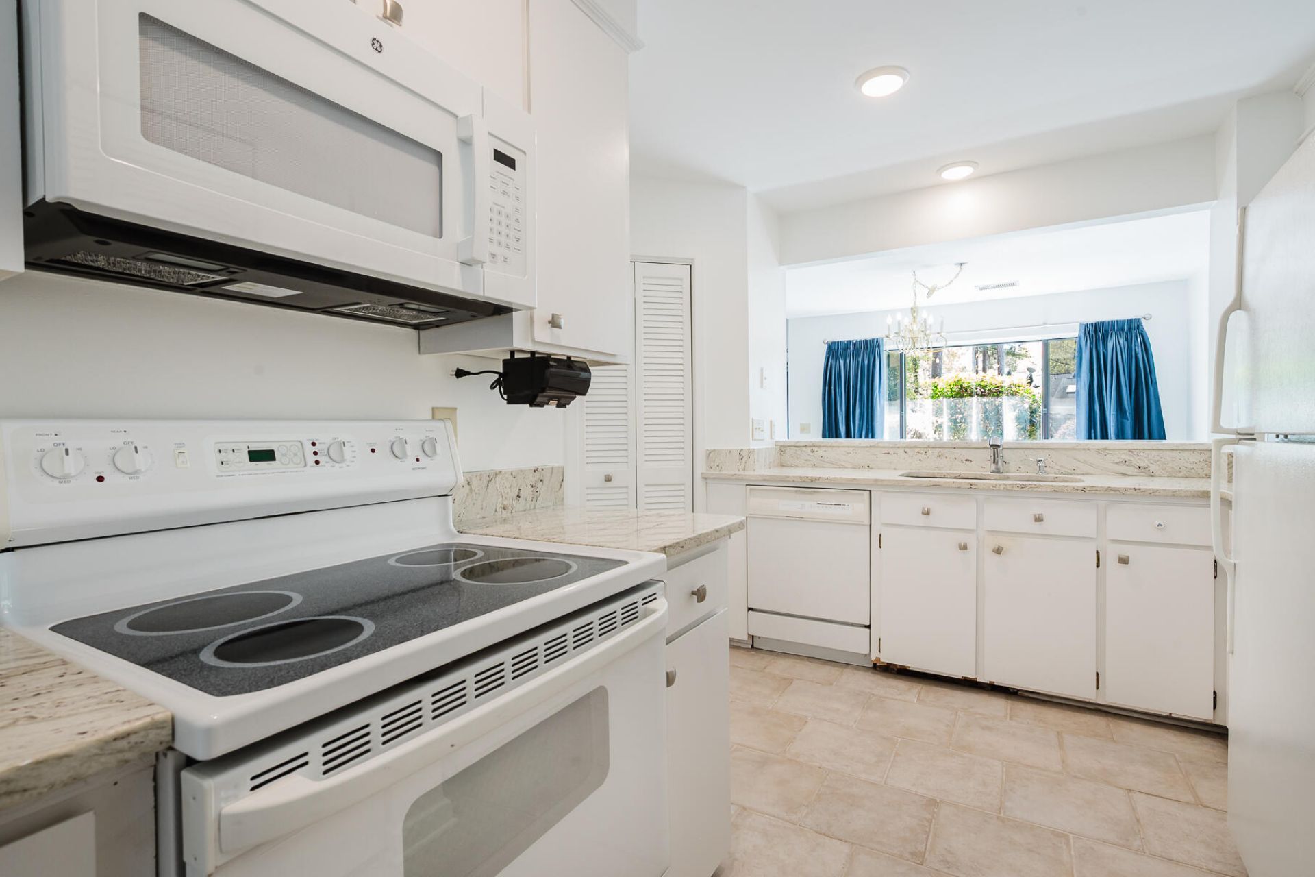 1133 Shadow Lake Circle Photo 8