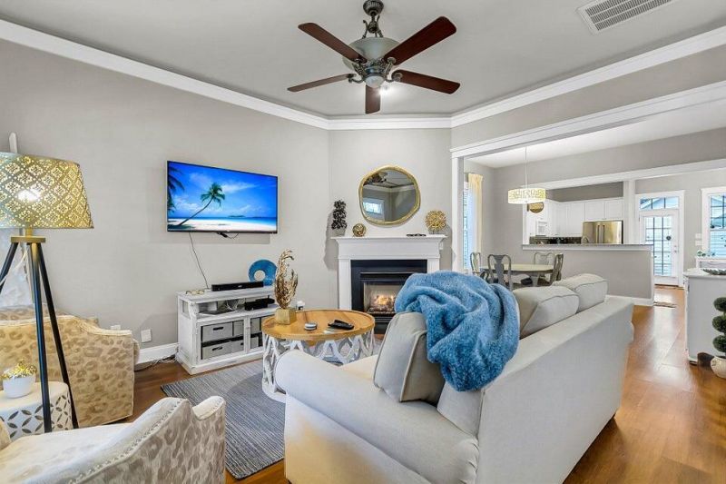 324 Barberry Street Photo 10