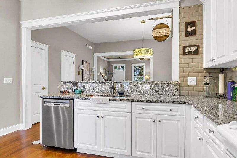 324 Barberry Street Photo 16