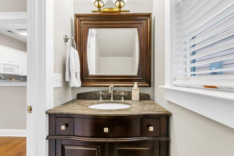 324 Barberry Street Photo 23