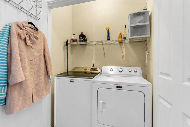 324 Barberry Street Photo 32