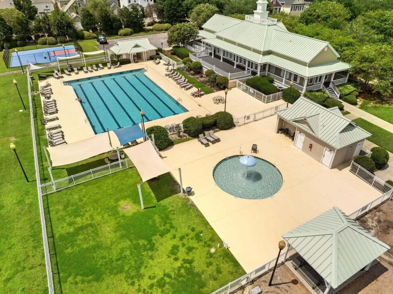 324 Barberry Street Photo 48