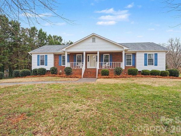 6905 Crandall Court , Clemmons, NC 27012