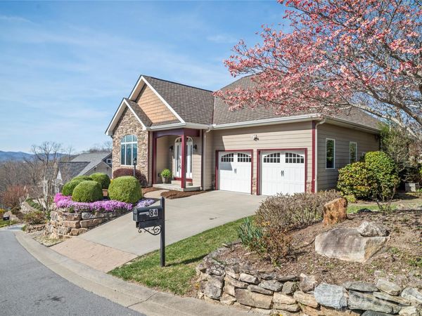 84 Deep Valley Lane , Hendersonville, NC 28791