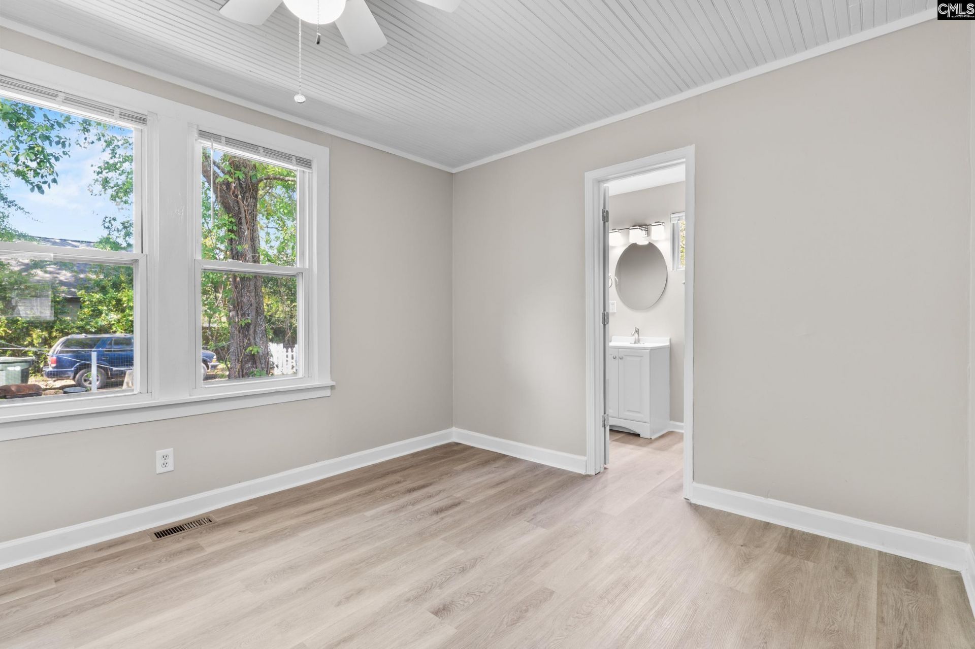 1004 Raleigh Street  Photo 12