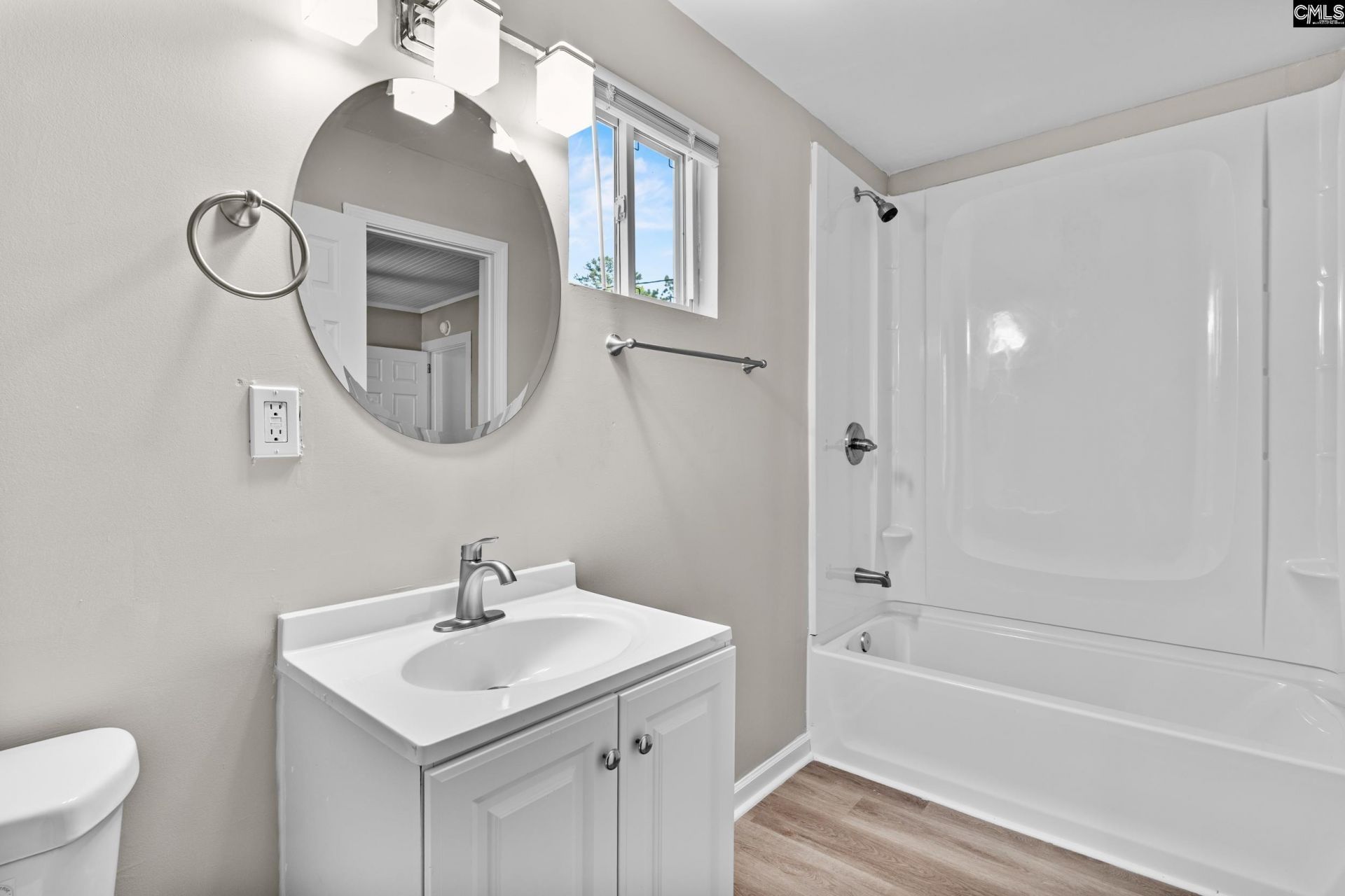 1004 Raleigh Street  Photo 15