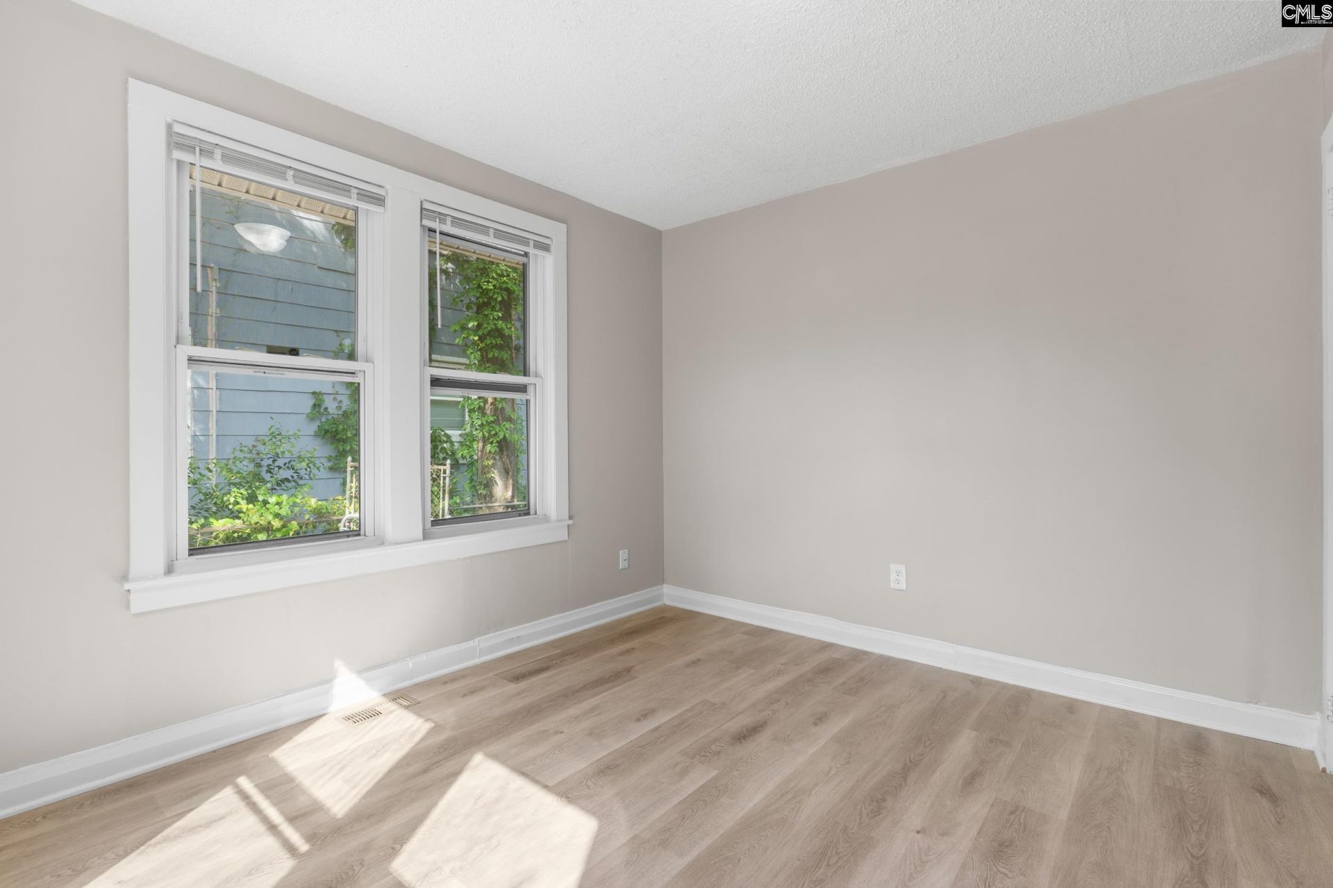 1004 Raleigh Street  Photo 16