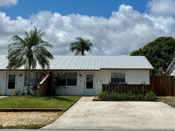 8698 SE Hobe Ridge Avenue, Hobe Sound, FL 33455