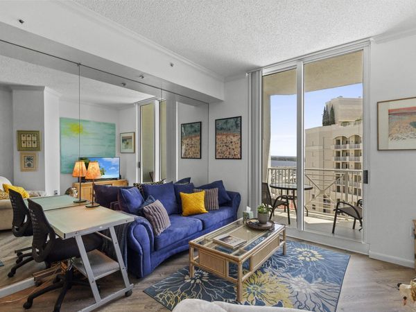 255 Evernia Street, Unit 1518, West Palm Beach, FL 33401