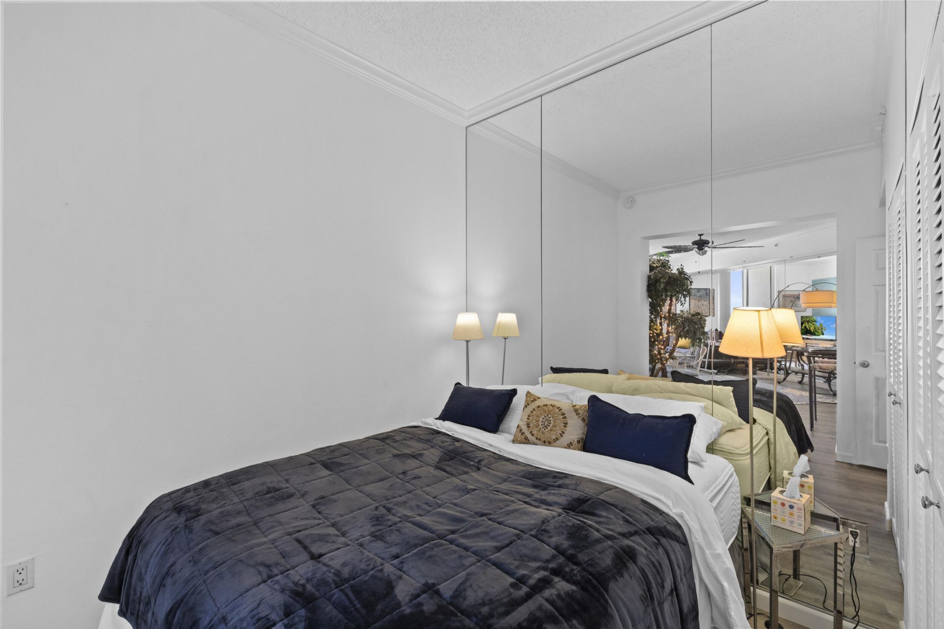 255 Evernia Street, Unit 1518, West Palm Beach, FL 33401 Photo