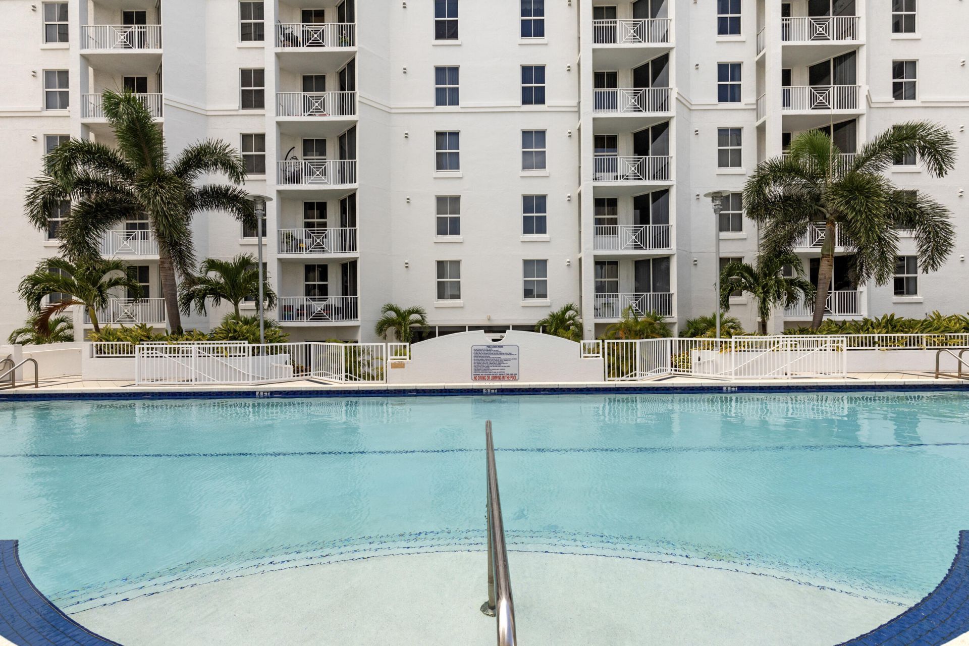 255 Evernia Street, Unit 1518, West Palm Beach, FL 33401 Photo