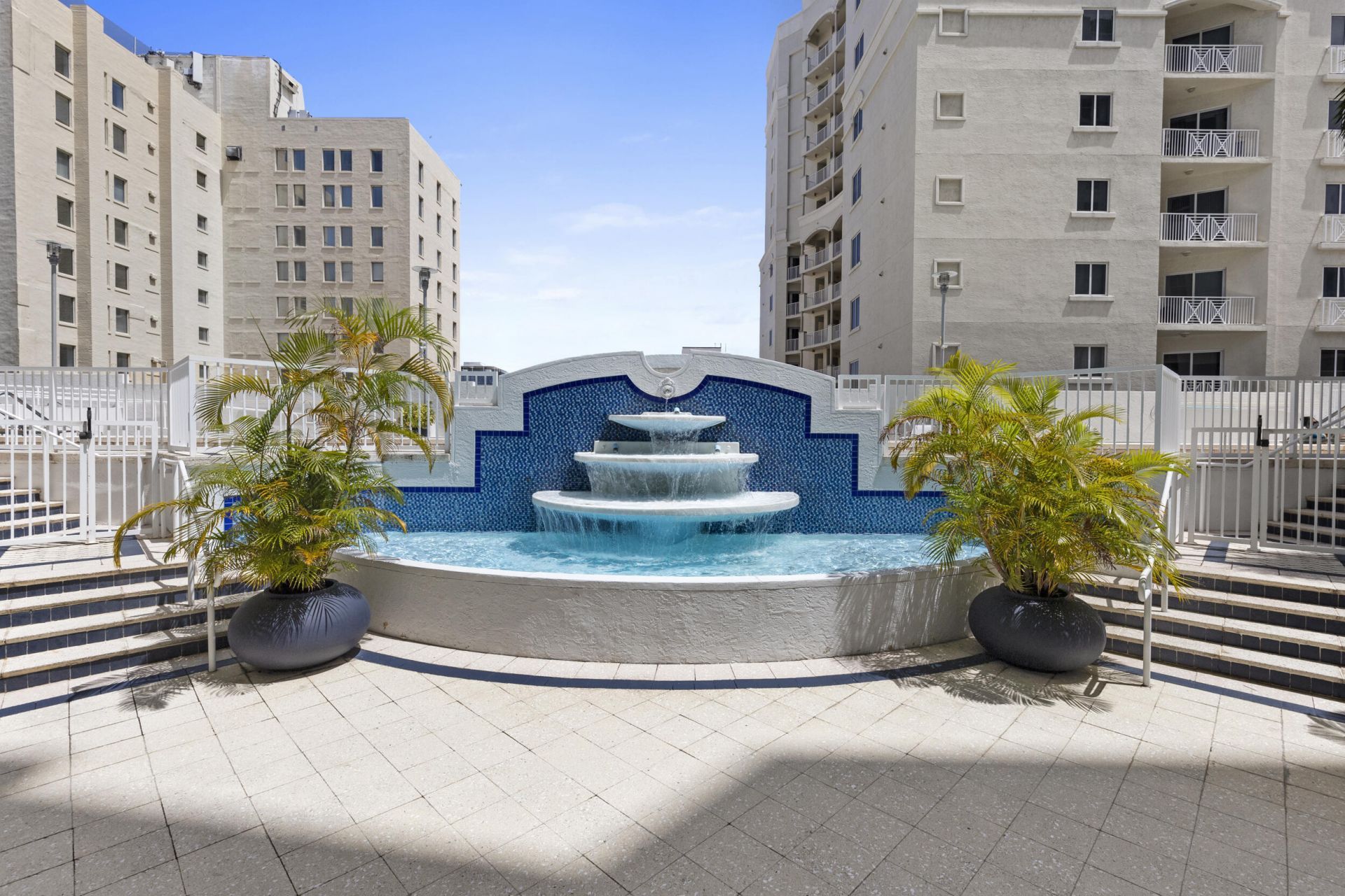 255 Evernia Street, Unit 1518, West Palm Beach, FL 33401 Photo