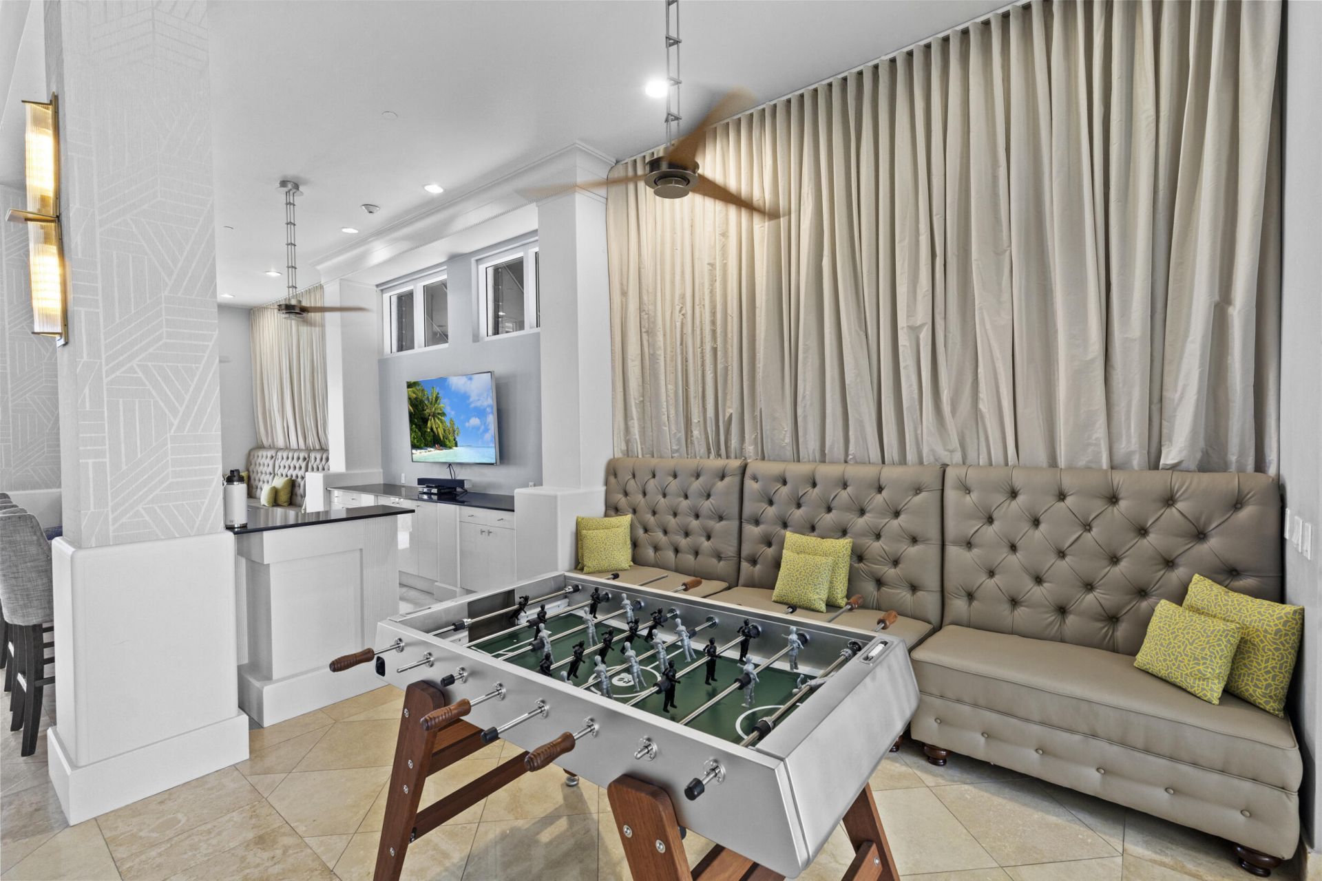 255 Evernia Street, Unit 1518, West Palm Beach, FL 33401 Photo