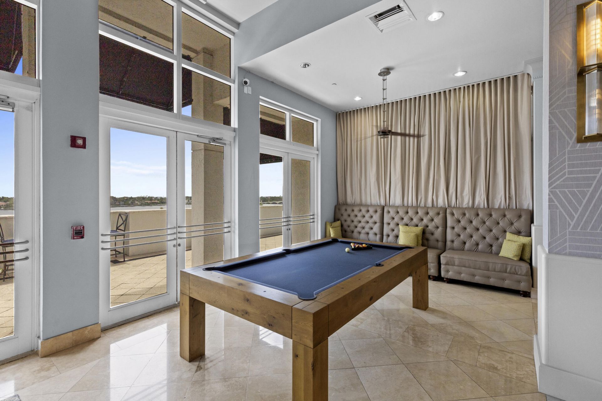 255 Evernia Street, Unit 1518, West Palm Beach, FL 33401 Photo