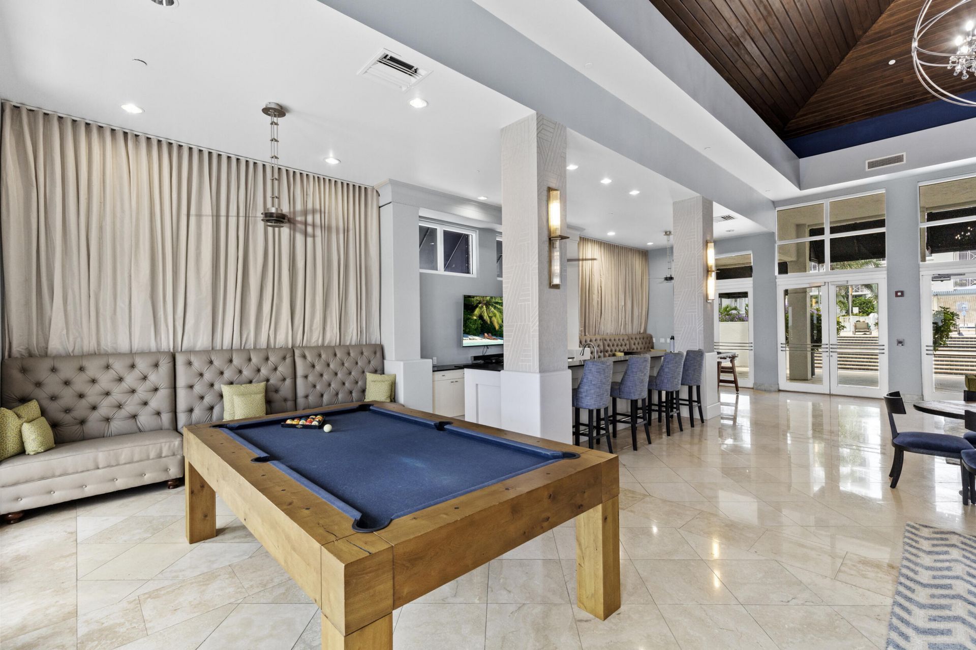 255 Evernia Street, Unit 1518, West Palm Beach, FL 33401 Photo