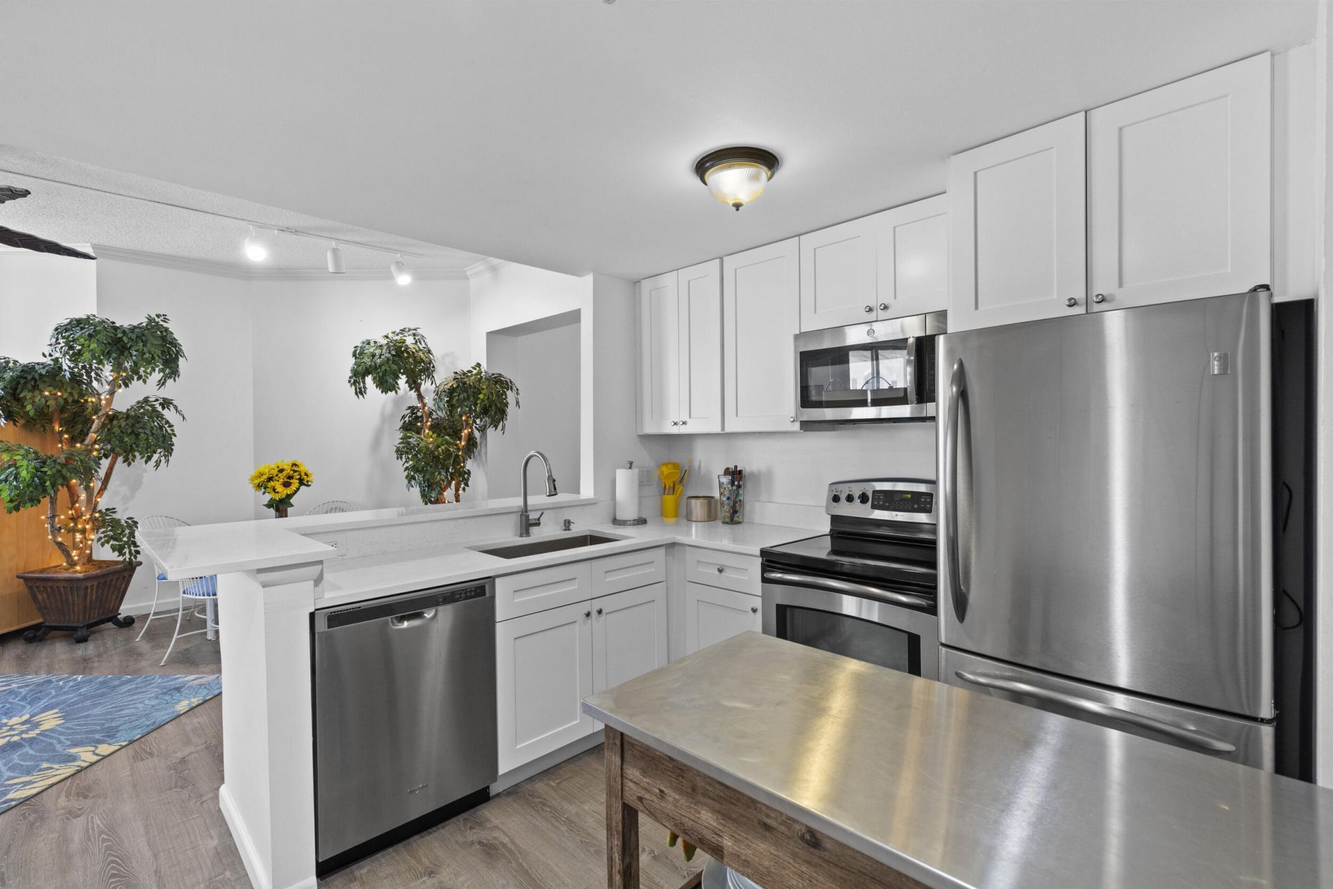 255 Evernia Street, Unit 1518, West Palm Beach, FL 33401 Photo