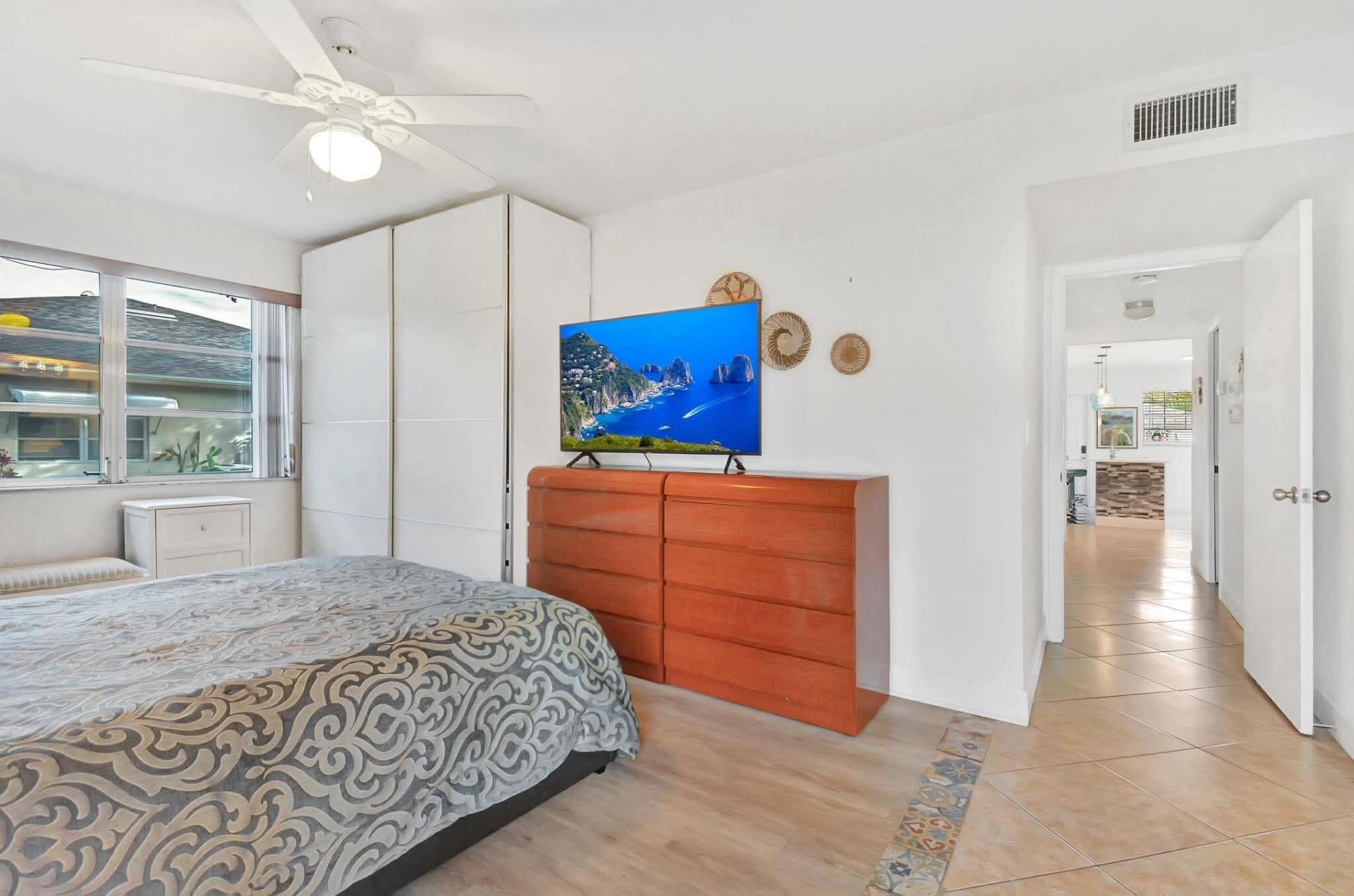 1232 Club Drive W, Unit D, Delray Beach, FL 33445 Photo