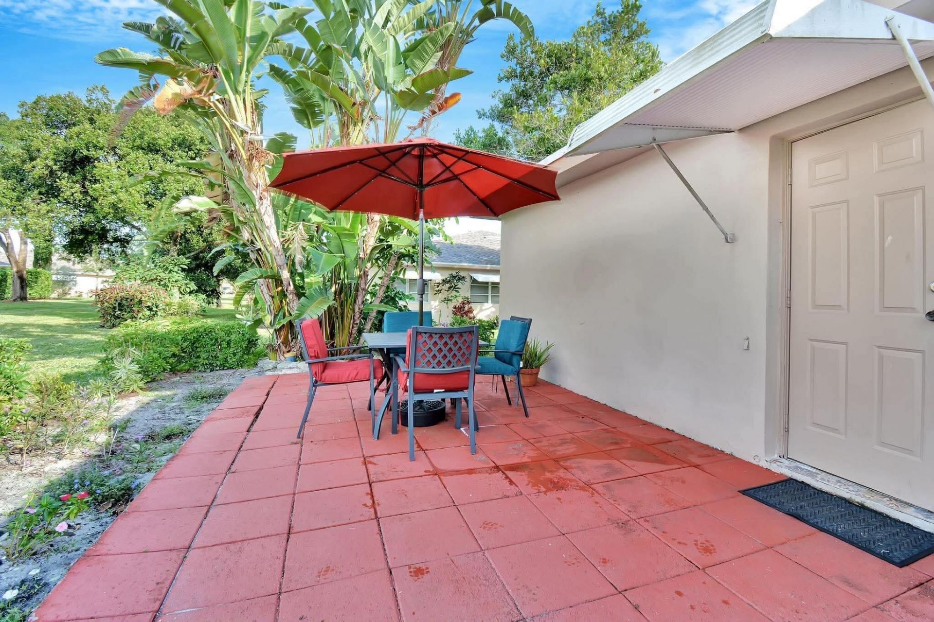 1232 Club Drive W, Unit D, Delray Beach, FL 33445 Photo