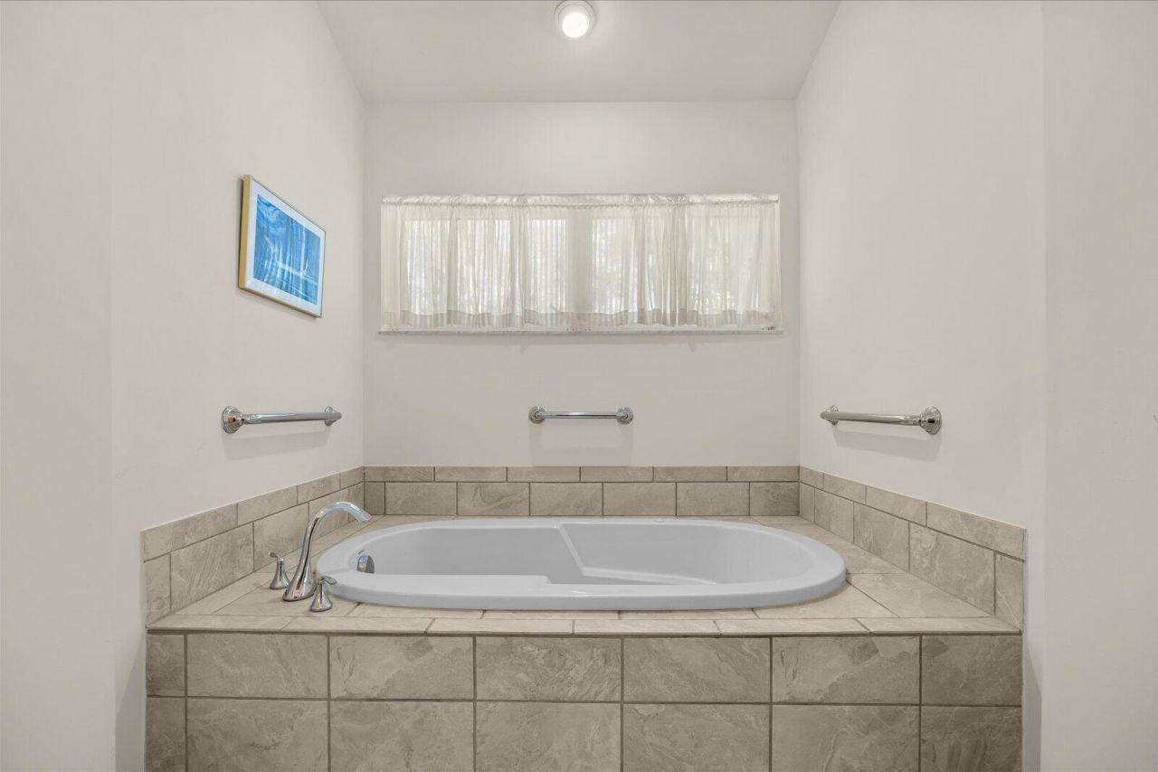 340 SE Saint Lucie Boulevard, Stuart, FL 34996 Photo