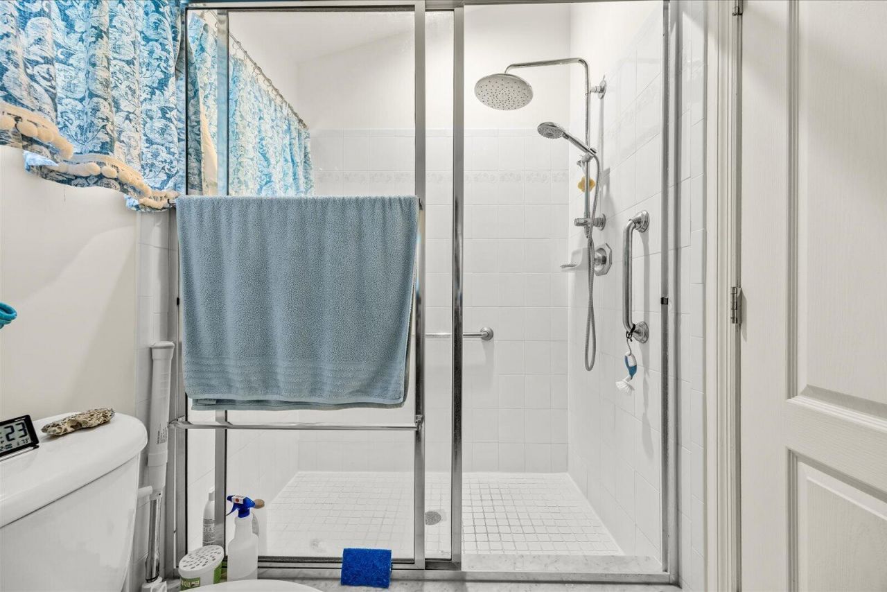 340 SE Saint Lucie Boulevard, Stuart, FL 34996 Photo