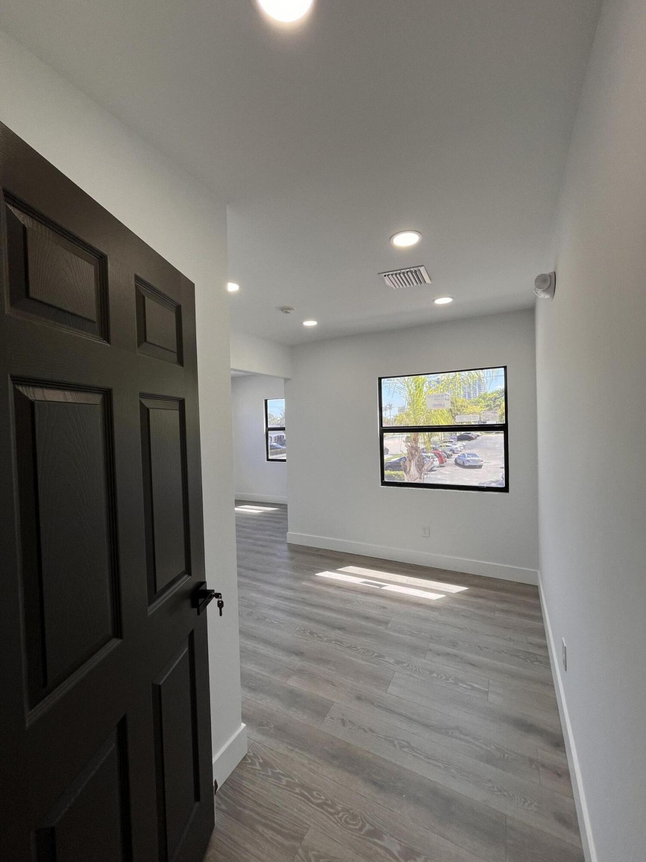 900 Federal Highway, Riviera Beach, FL 00000 Photo