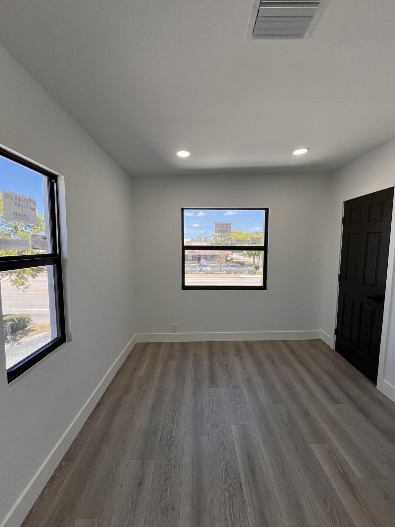 900 Federal Highway, Riviera Beach, FL 00000 Photo