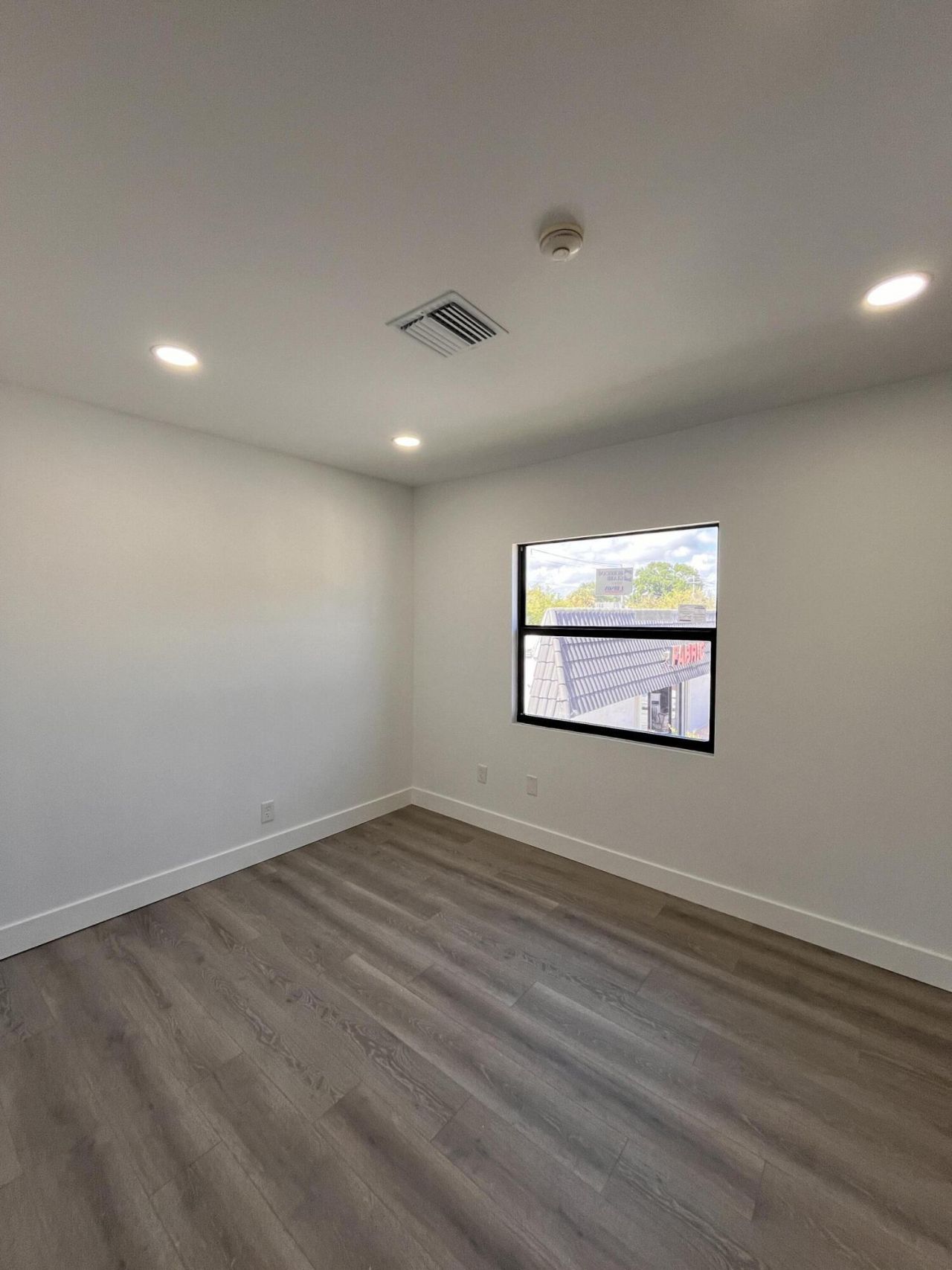 900 Federal Highway, Riviera Beach, FL 00000 Photo