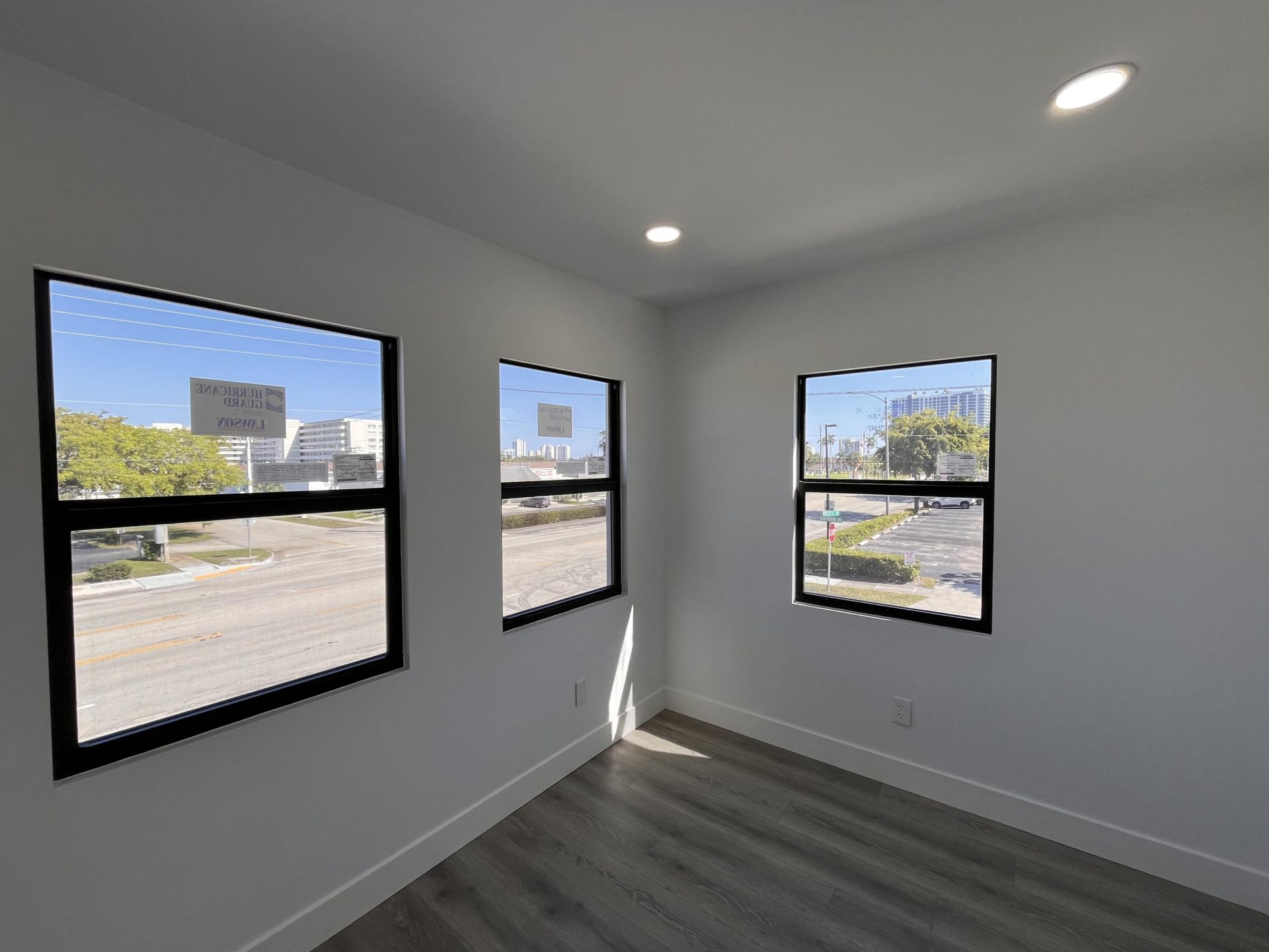 900 Federal Highway, Riviera Beach, FL 00000 Photo