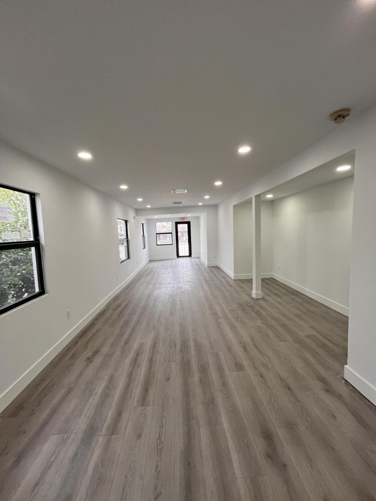 900 Federal Highway, Riviera Beach, FL 00000 Photo