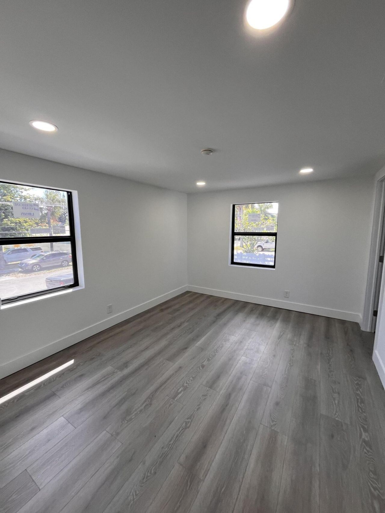 900 Federal Highway, Riviera Beach, FL 00000 Photo