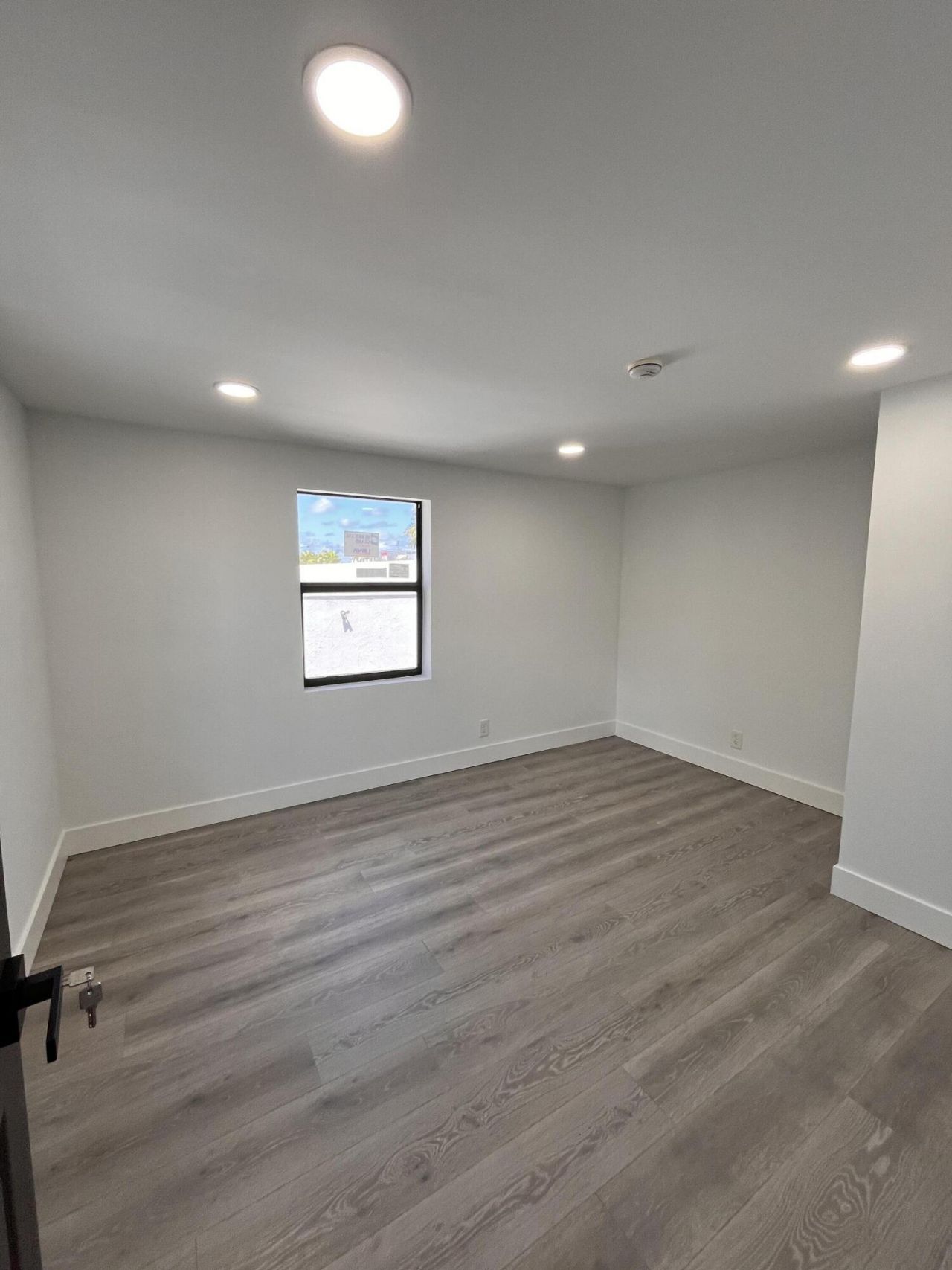 900 Federal Highway, Riviera Beach, FL 00000 Photo