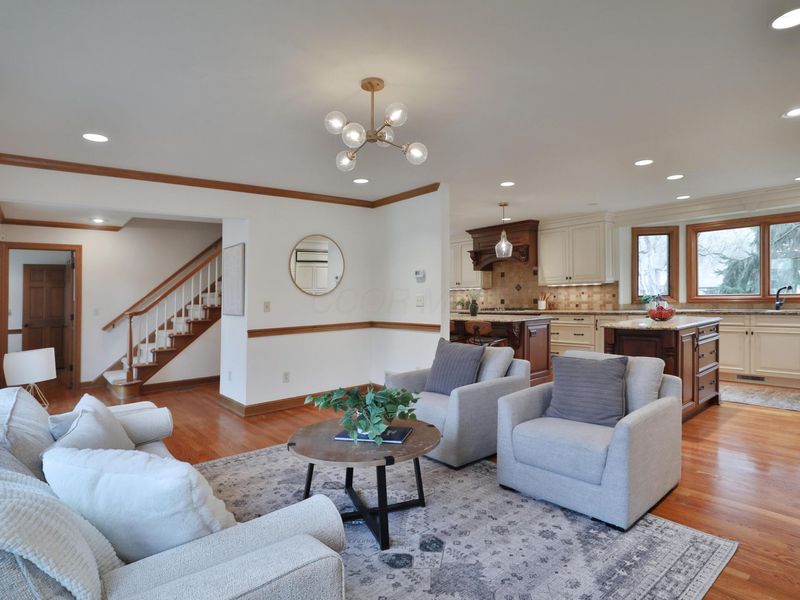 8240 Spruce Needle Court, Columbus, OH 43235 Photo 11