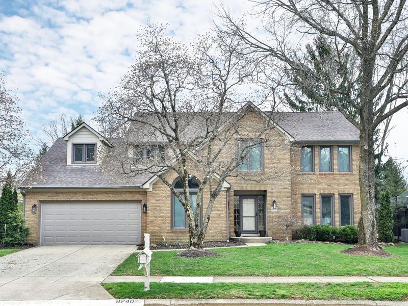 8240 Spruce Needle Court, Columbus, OH 43235 Photo 2