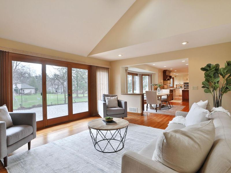 8240 Spruce Needle Court, Columbus, OH 43235 Photo 24