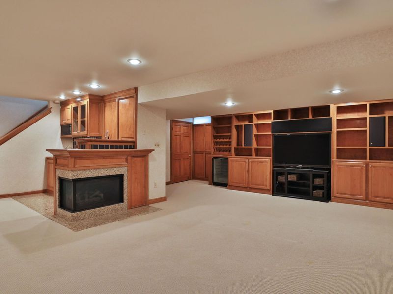 8240 Spruce Needle Court, Columbus, OH 43235 Photo 50