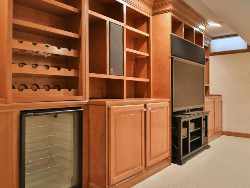 8240 Spruce Needle Court, Columbus, OH 43235 Photo 51